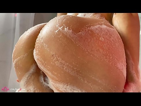 ❤️ Zeshkania masturbon pidhin me vibrator deri në orgazmë intensive në dush ❤❌ Porno e bukur në sq.hentaibar.ru ❤